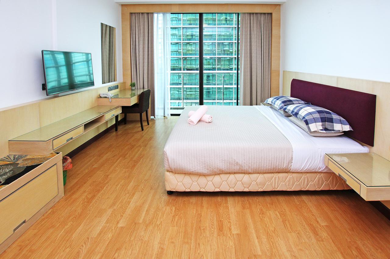 Bernard Holiday Home @ Imperial Suites كوشنج المظهر الخارجي الصورة